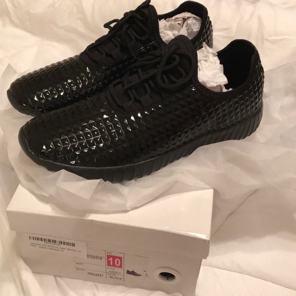 Cape Robbin Shoes - Black shiny sneakers